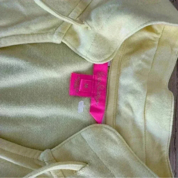 Lilly Pulitzer Cassi Popover Yellow Medium - Picture 3 of 6